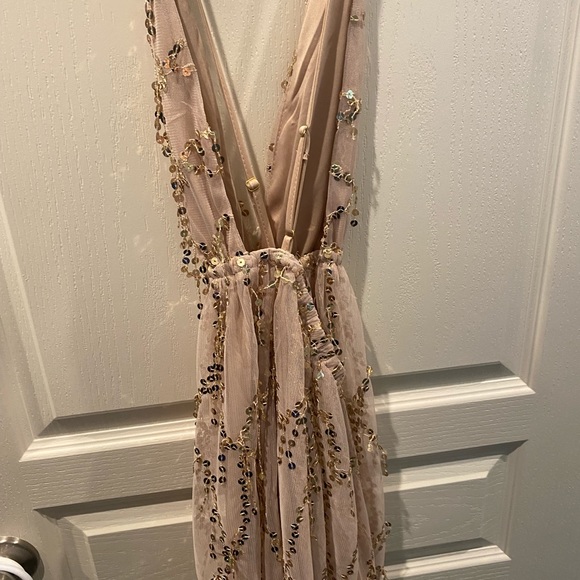 Champagne color sequin romper size M - Picture 2 of 3